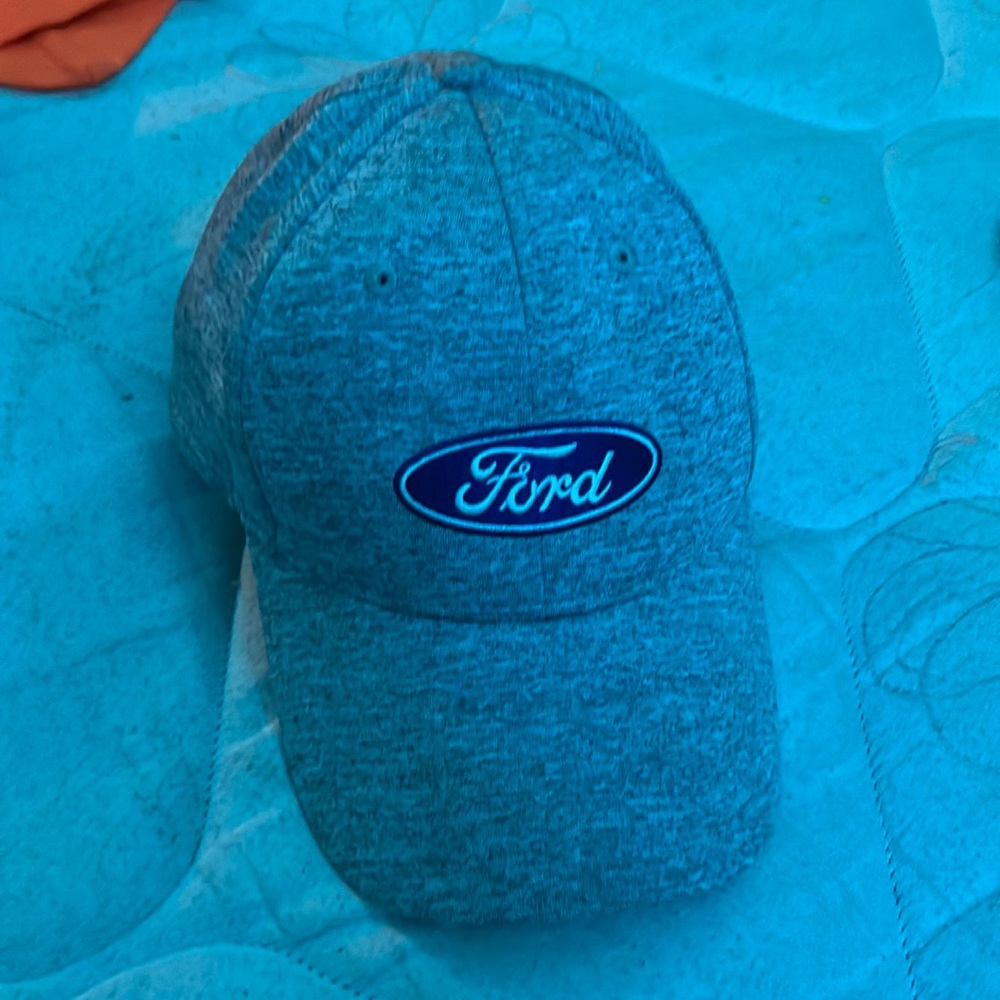 Ford hat